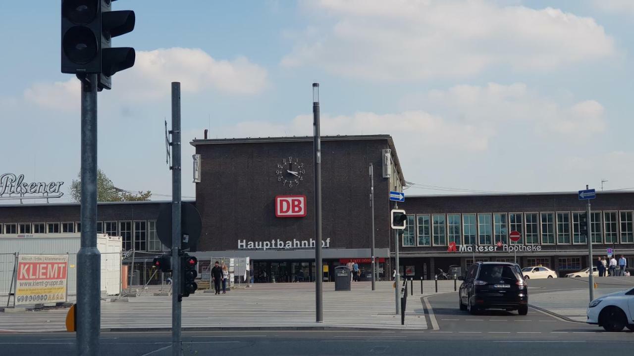 Elena Flat Mohn Duisburg Zentrum Buitenkant foto
