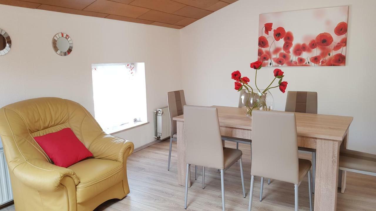 Elena Flat Mohn Duisburg Zentrum Buitenkant foto